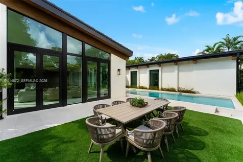6716 San Vicente Street Coral Gables FL 33146