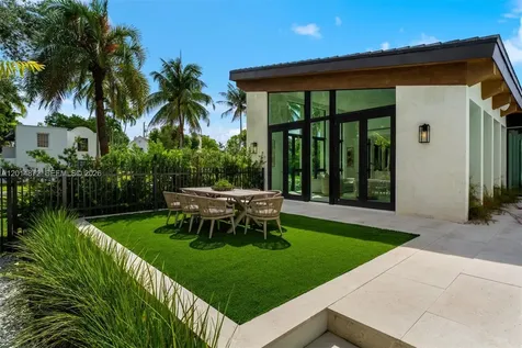 6716 San Vicente Street Coral Gables FL 33146