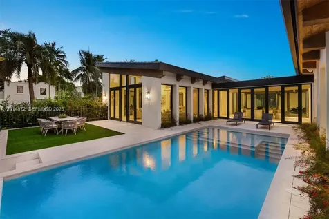 6716 San Vicente Street Coral Gables FL 33146