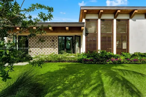 6716 San Vicente Street Coral Gables FL 33146