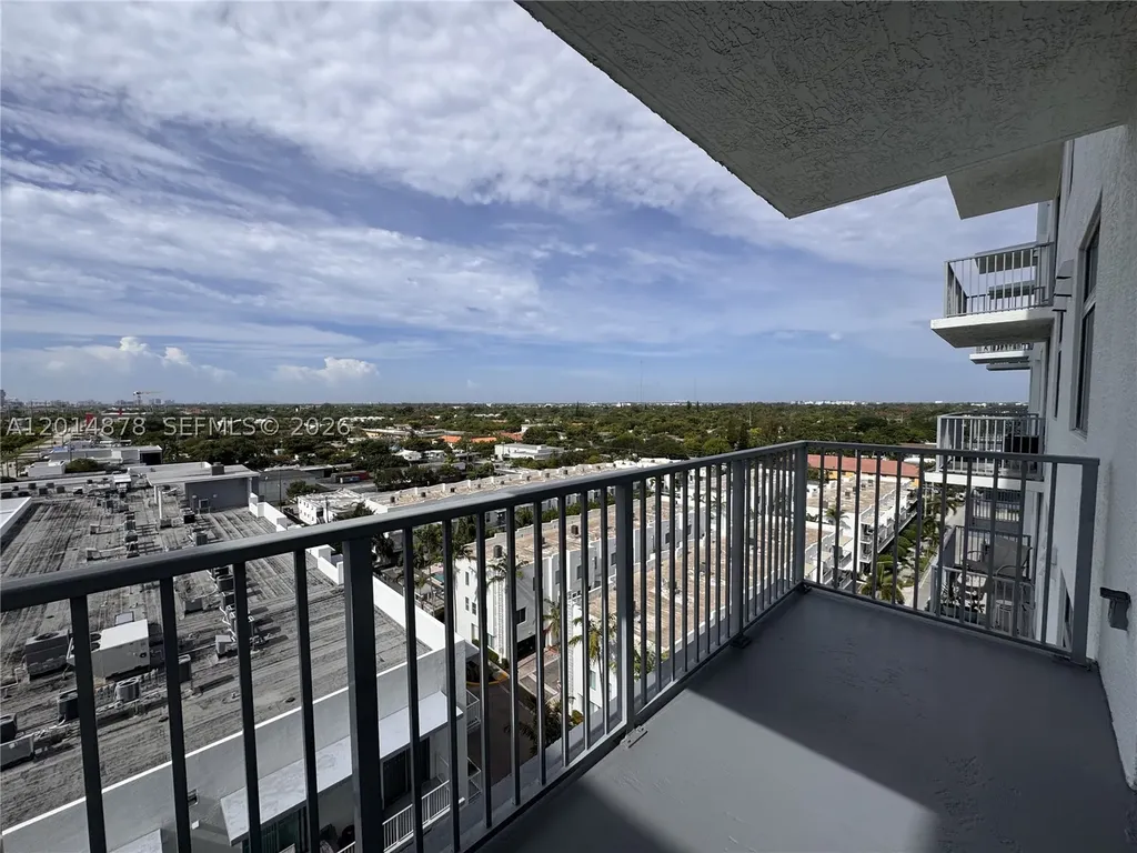 140 S Dixie Highway Hollywood FL 33020
