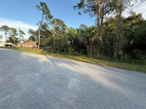 4601 Fergus North Port FL 34288