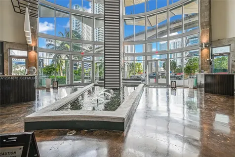 690 SW 1st Court Miami FL 33130