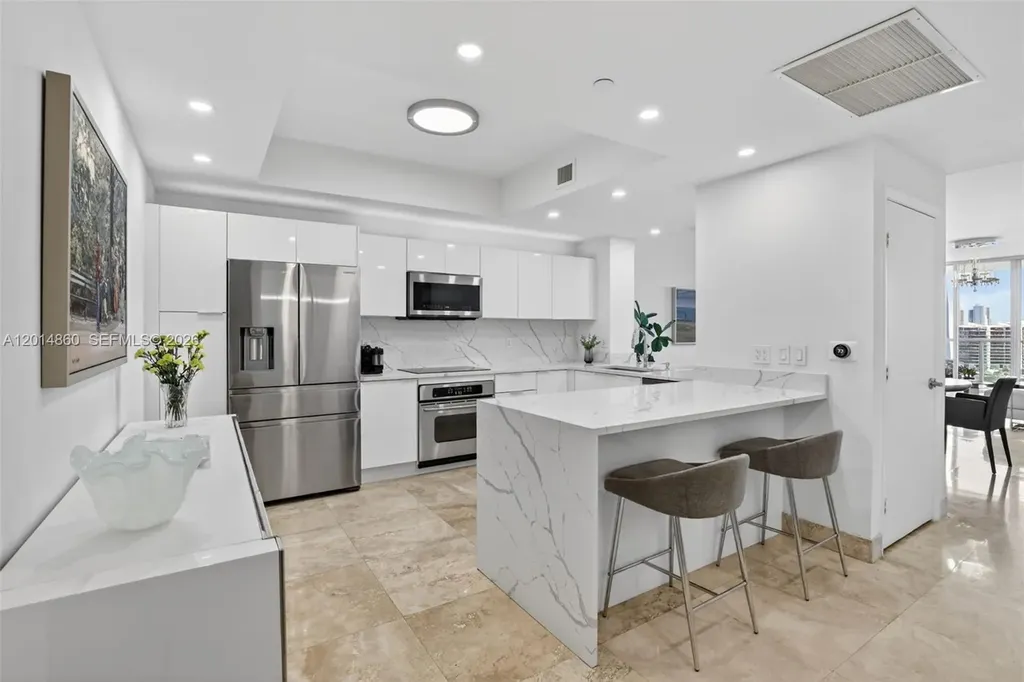 3330 NE 190th Street Aventura FL 33180