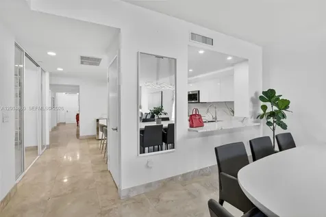 3330 NE 190th Street Aventura FL 33180