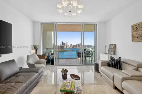 3330 NE 190th Street Aventura FL 33180