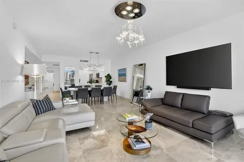 3330 NE 190th Street Aventura FL 33180
