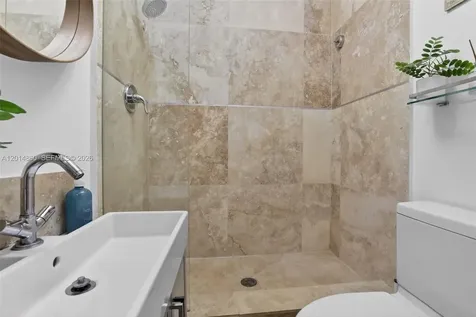 3330 NE 190th Street Aventura FL 33180