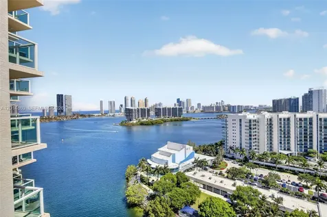 3330 NE 190th Street Aventura FL 33180