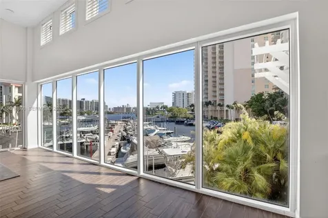 3330 NE 190th Street Aventura FL 33180