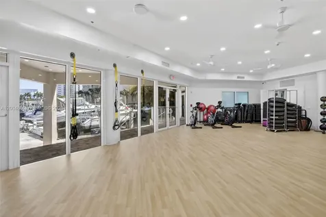 3330 NE 190th Street Aventura FL 33180
