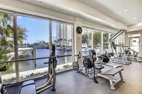3330 NE 190th Street Aventura FL 33180