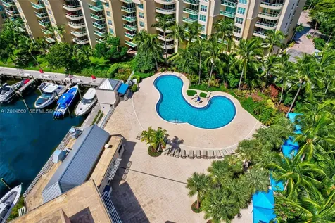 3330 NE 190th Street Aventura FL 33180