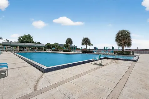 300 Bayview Drive Sunny Isles Beach FL 33160
