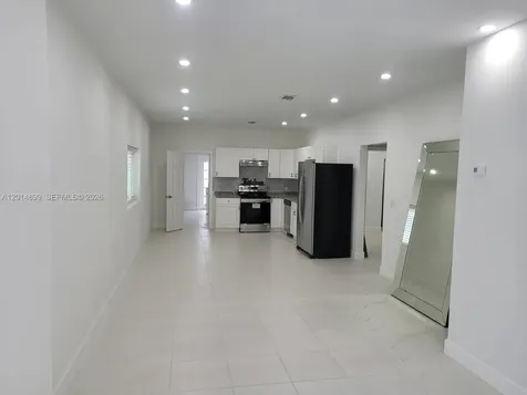 511 NW 62nd Avenue Miami FL 33126