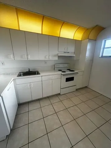 2903 NE 163rd Street North Miami Beach FL 33160