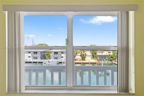 8530 Byron Avenue Miami Beach FL 33141