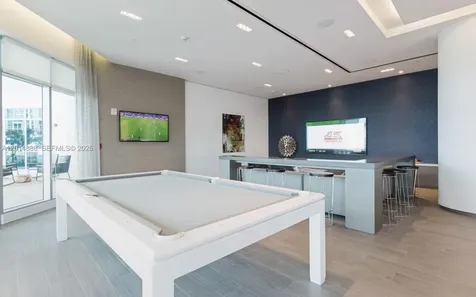 17111 Biscayne Boulevard North Miami Beach FL 33160