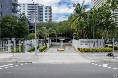 800 N Miami Avenue Miami FL 33136