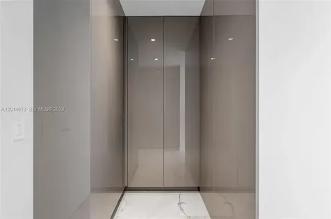 18975 Collins Avenue Sunny Isles Beach FL 33160