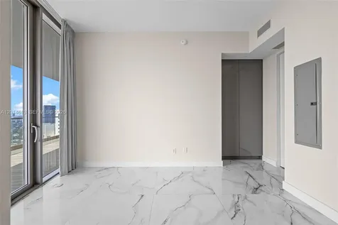 18975 Collins Avenue Sunny Isles Beach FL 33160