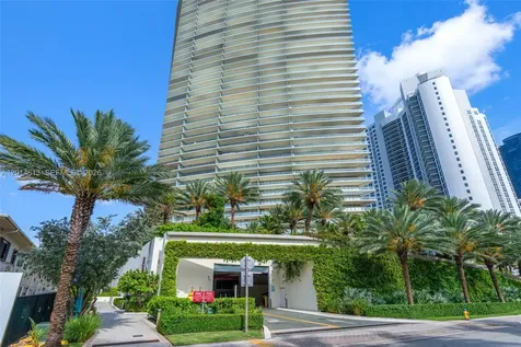 18975 Collins Avenue Sunny Isles Beach FL 33160