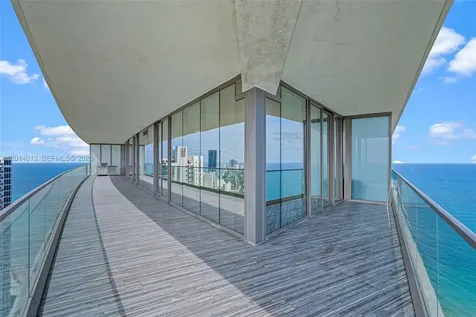 18975 Collins Avenue Sunny Isles Beach FL 33160