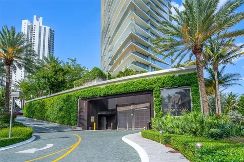 18975 Collins Avenue Sunny Isles Beach FL 33160