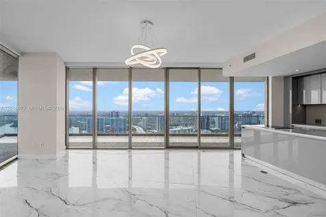 18975 Collins Avenue Sunny Isles Beach FL 33160