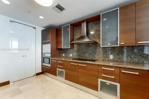 5959 Collins Avenue Miami Beach FL 33140