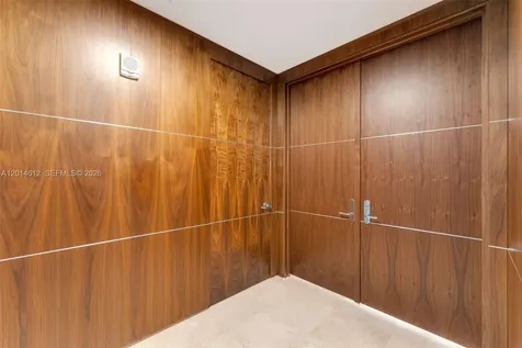 5959 Collins Avenue Miami Beach FL 33140