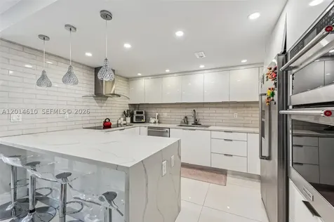 121 Crandon Boulevard Key Biscayne FL 33149