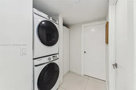 121 Crandon Boulevard Key Biscayne FL 33149
