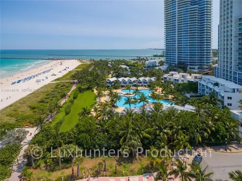 50 S Pointe Drive Miami Beach FL 33139