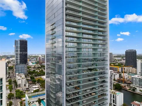 700 NE 26th Terrace Miami FL 33137
