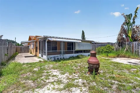 2240 NE Rustic Way Jensen Beach FL 34957