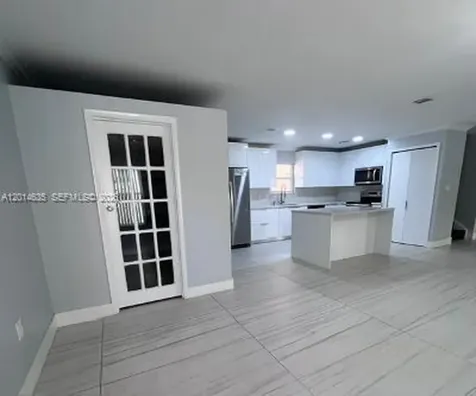 Plantation FL 33325