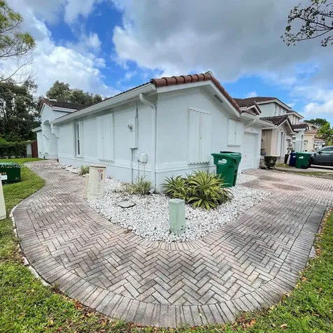 4760 SW 166th Court Miami FL 33185