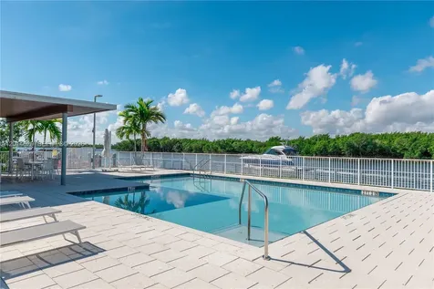 6100 N Ocean Drive Hollywood FL 33019