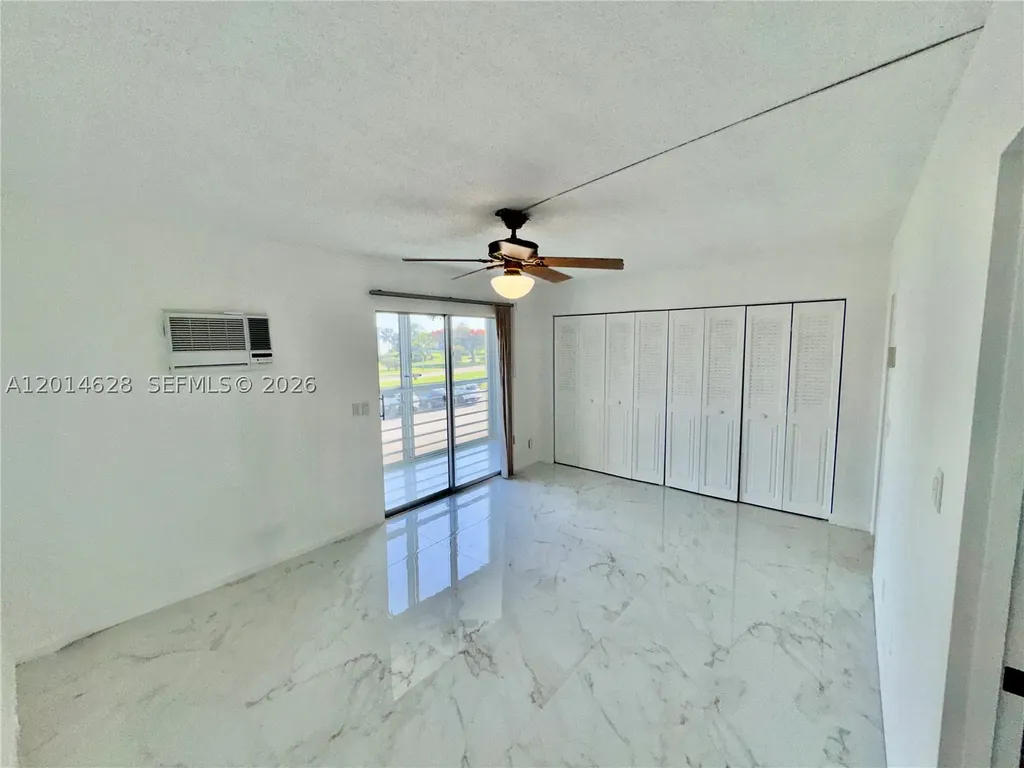 272 Dorset Boca Raton FL 33434