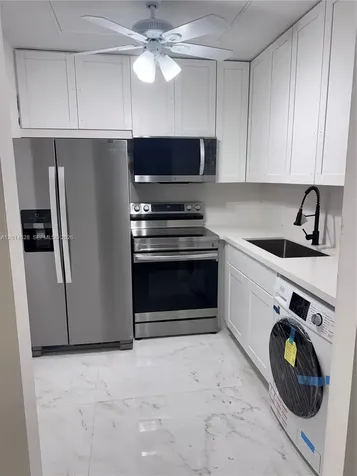 272 Dorset G Boca Raton FL 33434