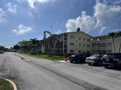 272 Dorset Boca Raton FL 33434