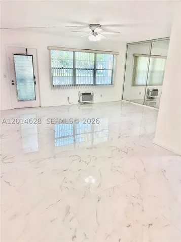 272 Dorset Boca Raton FL 33434