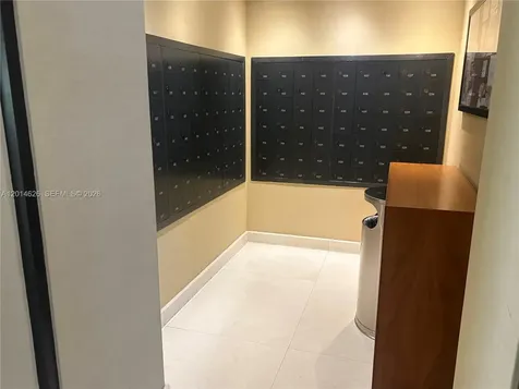 201 Crandon Boulevard Key Biscayne FL 33149