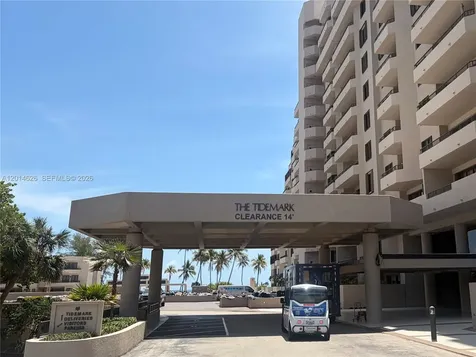 201 Crandon Boulevard Key Biscayne FL 33149
