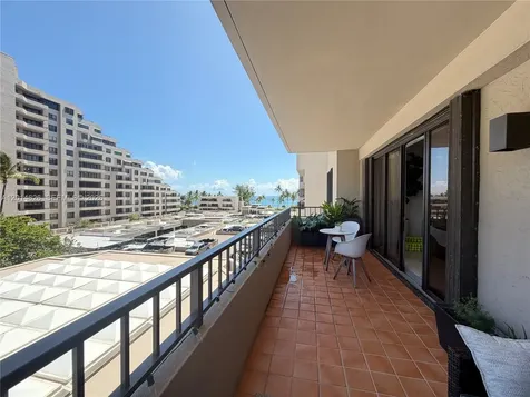201 Crandon Boulevard Key Biscayne FL 33149