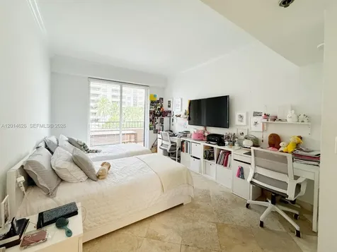 201 Crandon Boulevard Key Biscayne FL 33149