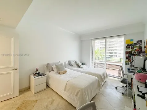 201 Crandon Boulevard Key Biscayne FL 33149