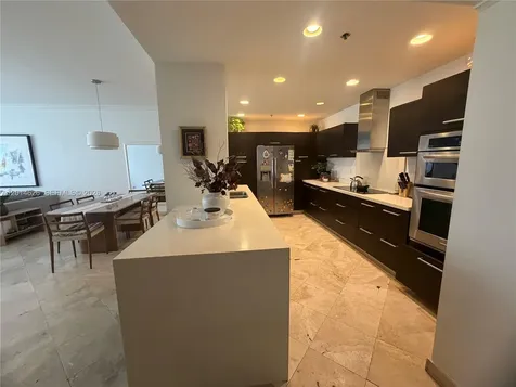 201 Crandon Boulevard Key Biscayne FL 33149