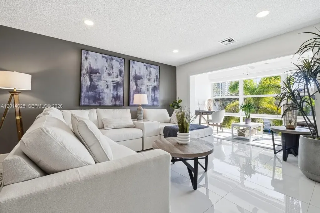 1501 S Ocean Boulevard Lauderdale By The Sea FL 33062